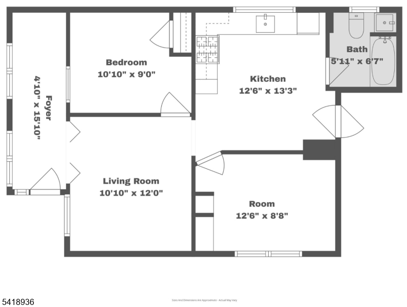 Main image without alt text