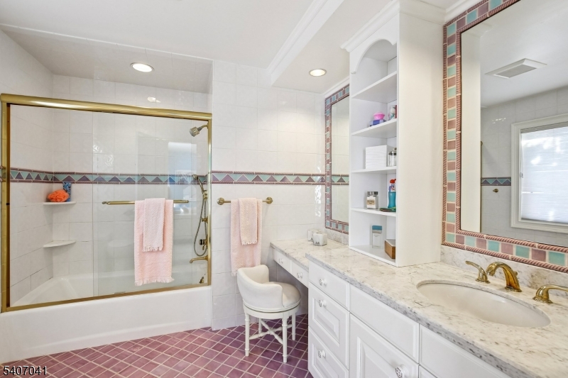 Bel Air - Residential