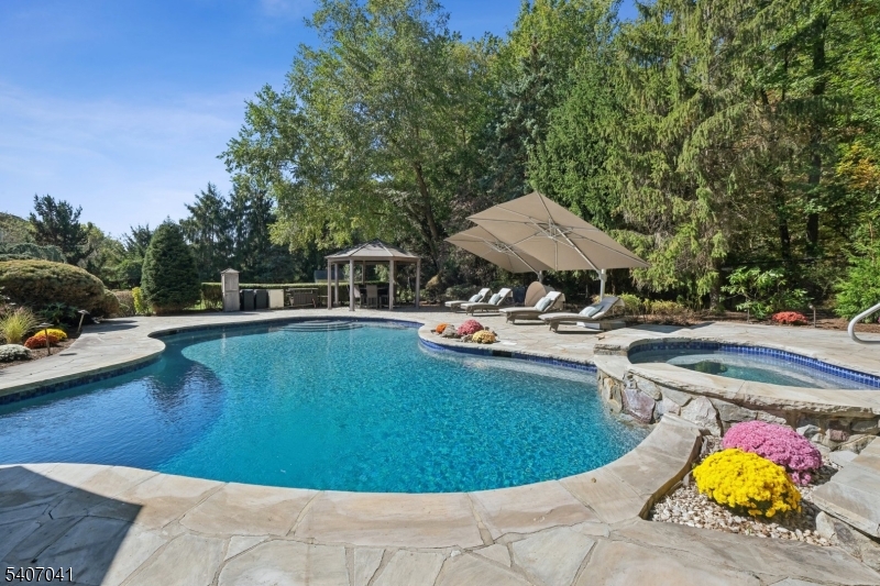 Bel Air - Residential