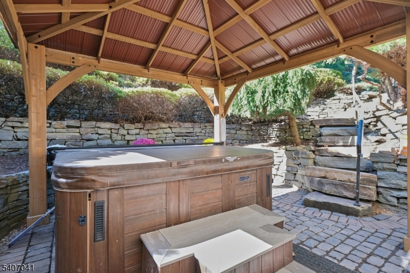 Bel Air - Residential