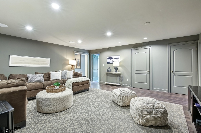 Bel Air - Residential