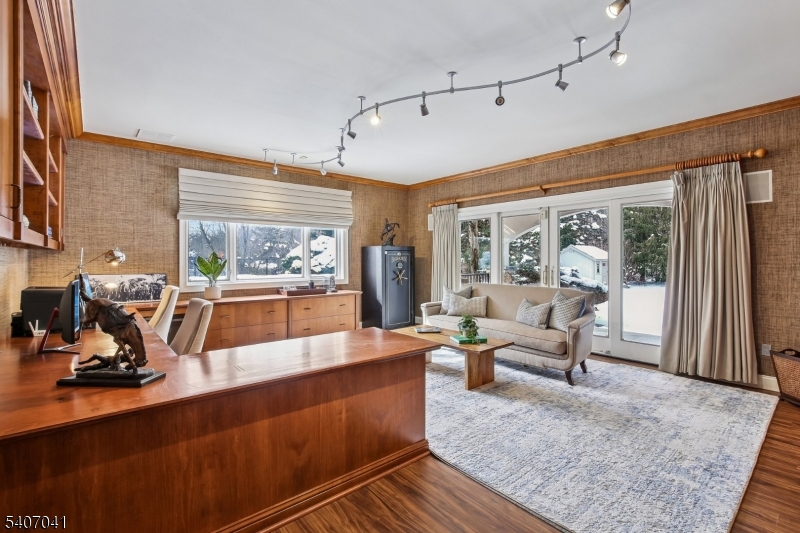 Bel Air - Residential