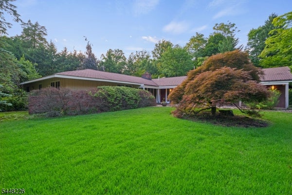 29 WAYSIDE PL, MONTCLAIR, NJ 07042 - Image 33dd67eefac4c9ec500e0029d73459d2/746743585