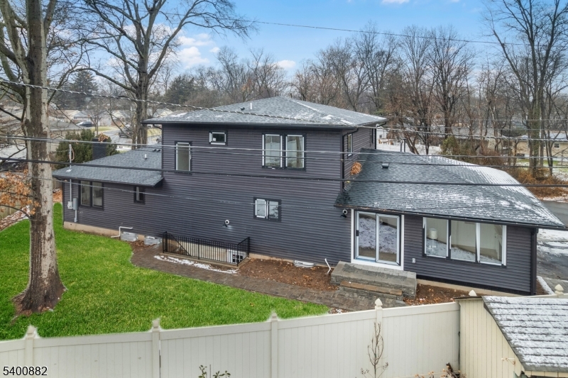 Milton Lake - Residential