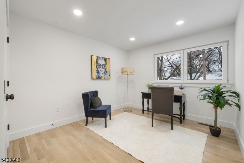 Milton Lake - Residential