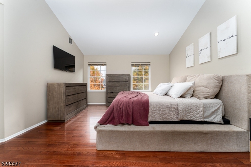 Maple Lawn Farm - Residential