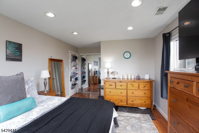 Society Hill - Residential