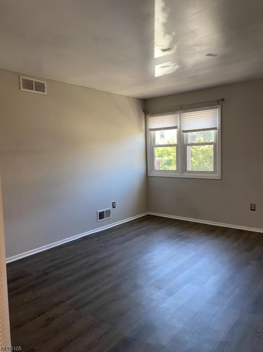 Douglas Court Townhouses - Residential