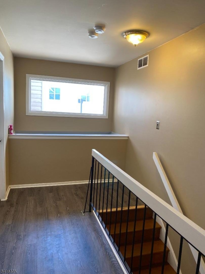 Douglas Court Townhouses - Residential