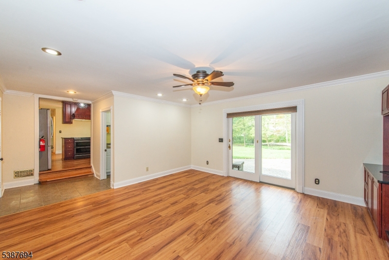 SHONGUM LAKE - Residential