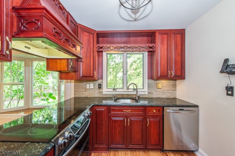 SHONGUM LAKE - Residential