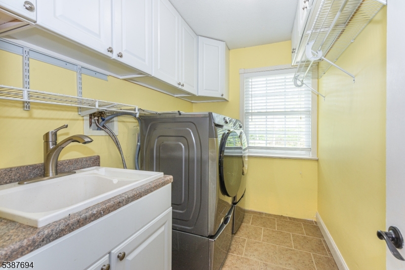 SHONGUM LAKE - Residential