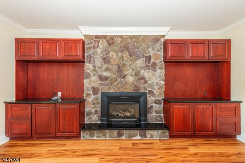 SHONGUM LAKE - Residential