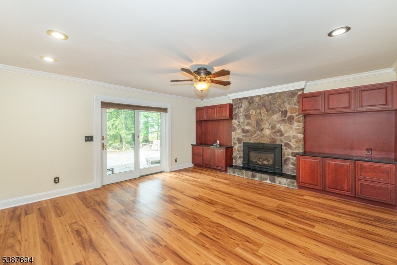 SHONGUM LAKE - Residential