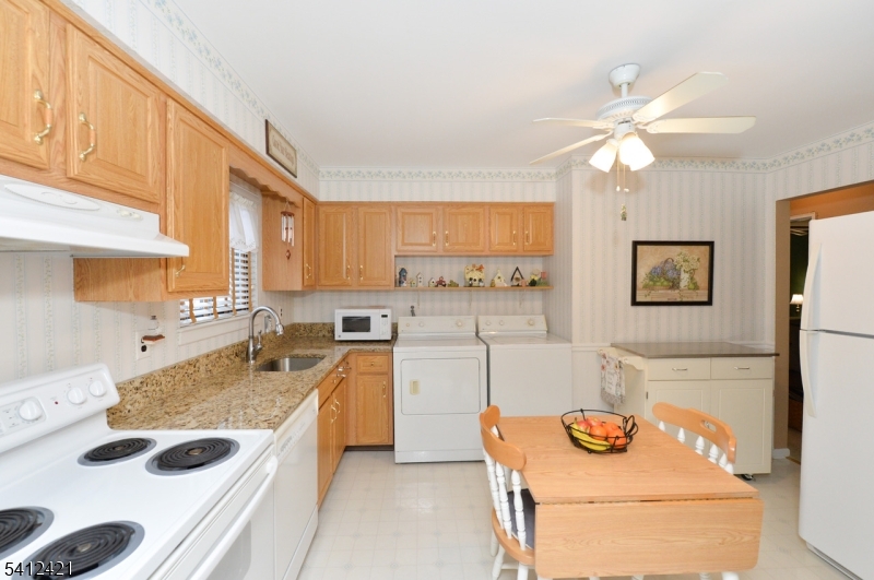 Rock Hollow Community - Residential