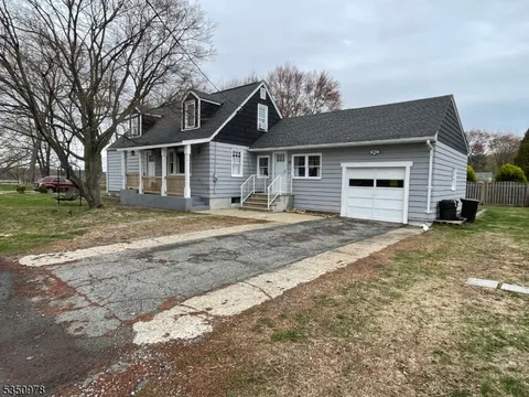 MLS: 3956770