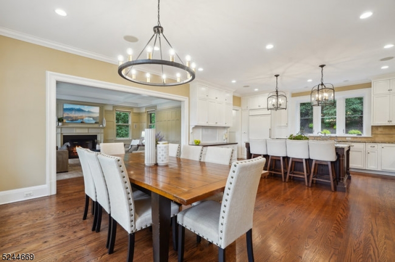 OLD SHORT HILLS - Residential