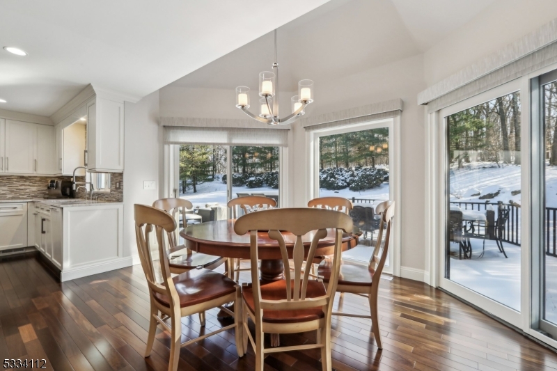 RIKER HILL - Residential