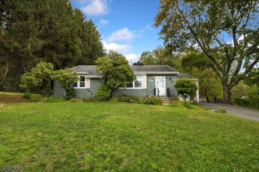 Move-in ready 3 bedroom, 1 bathroom rental in the heart of Randolph! This fantastic home offers a spacious and comfortable layout with bright living areas, generously sized bedrooms, and baths. The kitchen and living spaces are perfect for everyday living and entertaining. Located in a prime spot close to public transportation, major highways, shopping, dining, and Randolph's beautiful parks, this home makes commuting and daily errands a breeze. With plenty of space, convenience, and charm, this is a great opportunity to enjoy all that Randolph has to offer. Don't miss it schedule your showing today!