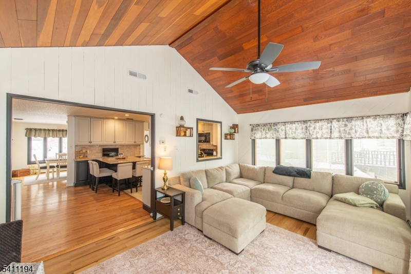 Forest Lakes - Residential