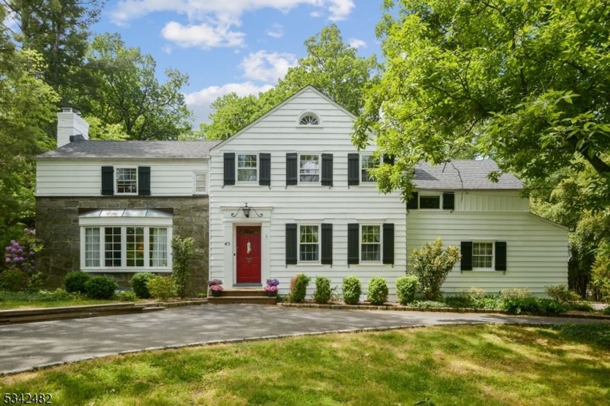 Elegant and Spacious 5-Bedroom Colonial in Coveted Deerfield. This beautifully updated 5-bedroom, 3.5-bathroom colonial offers exceptional living space with a seamless floor plan, perfect for modern living. Nestled in the heart of highly sought-after Deerfield, this home boasts timeless charm and contemporary upgrades throughout. The gracious interior features three fireplaces, a sophisticated formal living room, and a dining room ideal for entertaining. A sunlit sunroom with French doors opens to the private backyard, while the bright and spacious updated kitchen flows effortlessly into the airy family room, complete with soaring ceilings and skylights. The newly renovated primary bathroom adds a touch of luxury. Upstairs, you'll find four generously sized bedrooms, including walk-in closets and an oversized cedar closet, along with two full baths. The finished lower level offers a versatile recreation room with a fireplace and a bonus bedroom or office space. This exceptional home is a must-see!