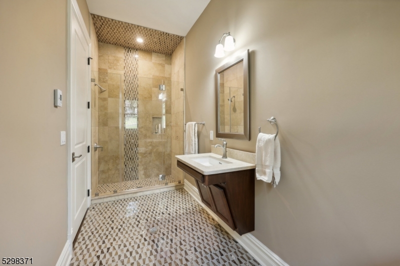 Bernardsville Mountain - Residential