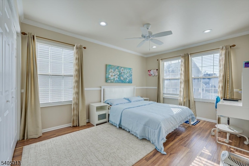 Nob Hill - Residential