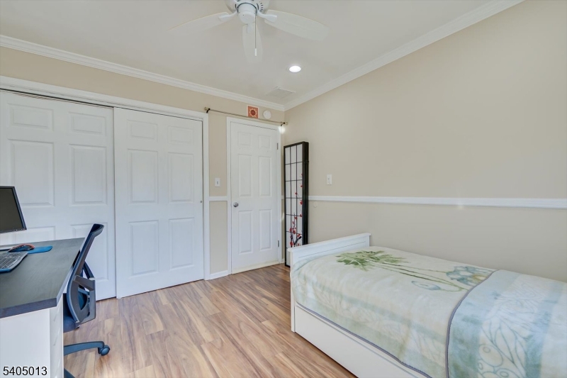 Nob Hill - Residential