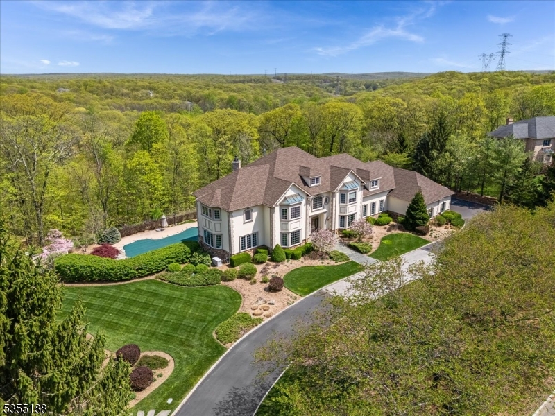 3 Winthrop Gait Rd