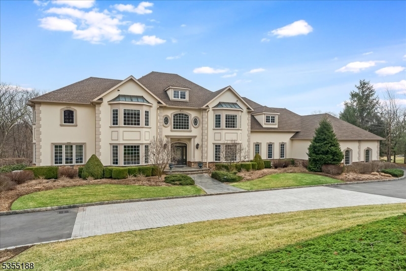 3 Winthrop Gait Rd