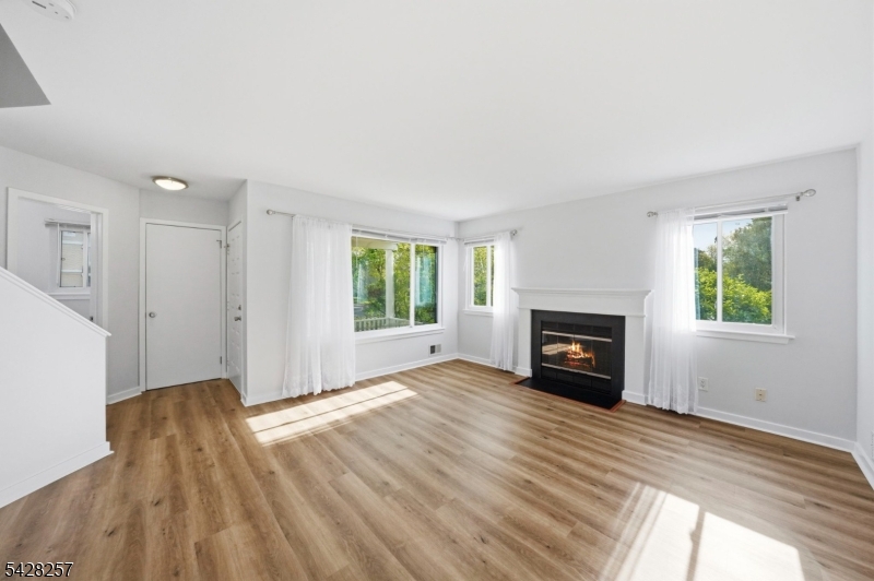 Huntington Park - Residential