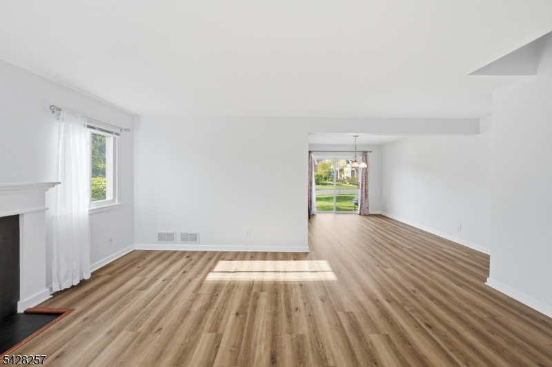 Huntington Park - Residential