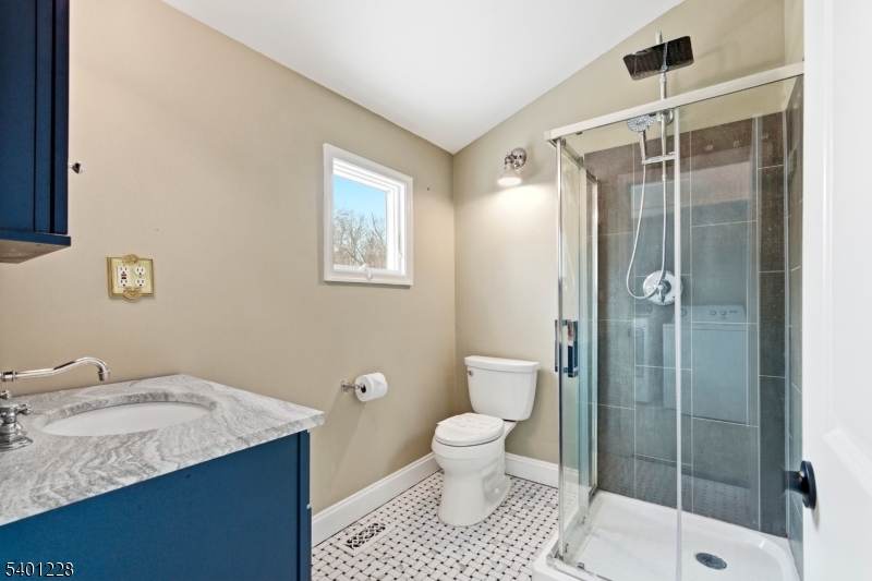 Lake Neepaulin - Residential