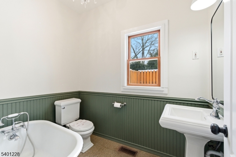 Lake Neepaulin - Residential