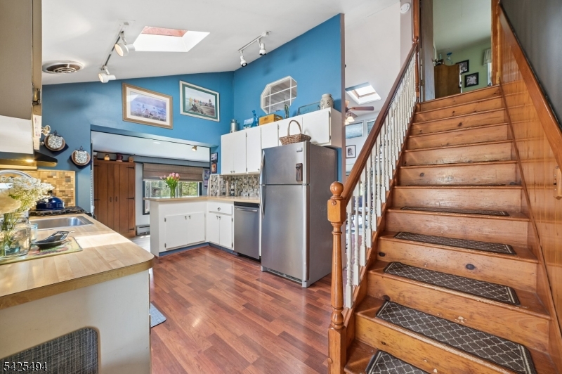 Lindy's Lake - Residential