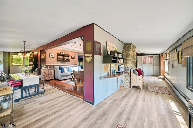 Lindy's Lake - Residential