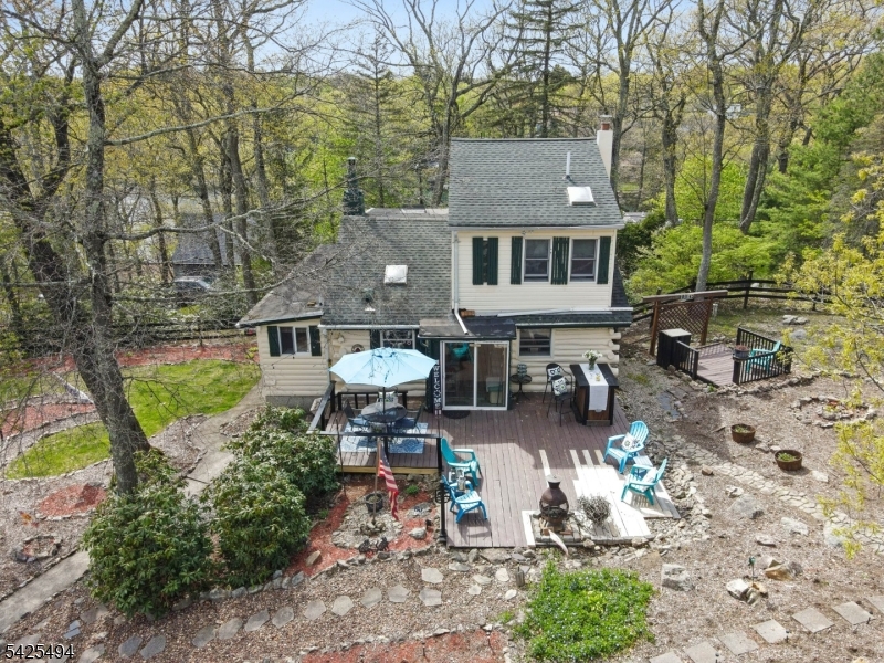 Lindy's Lake - Residential