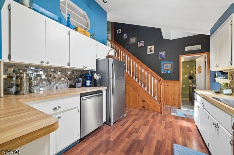 Lindy's Lake - Residential