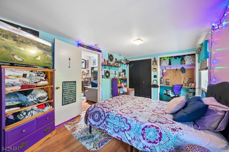 Lindy's Lake - Residential