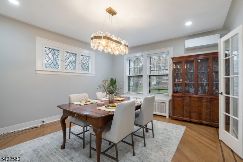 Tuxedo Park - Residential