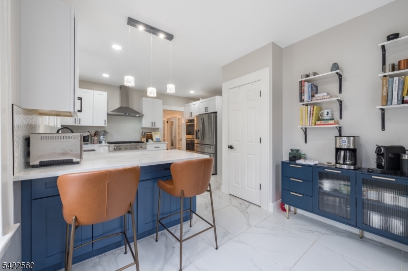 Tuxedo Park - Residential