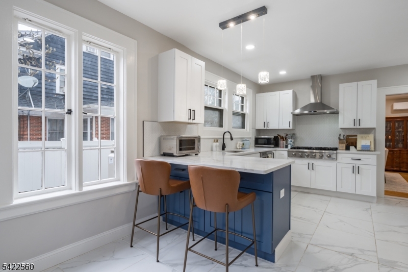 Tuxedo Park - Residential