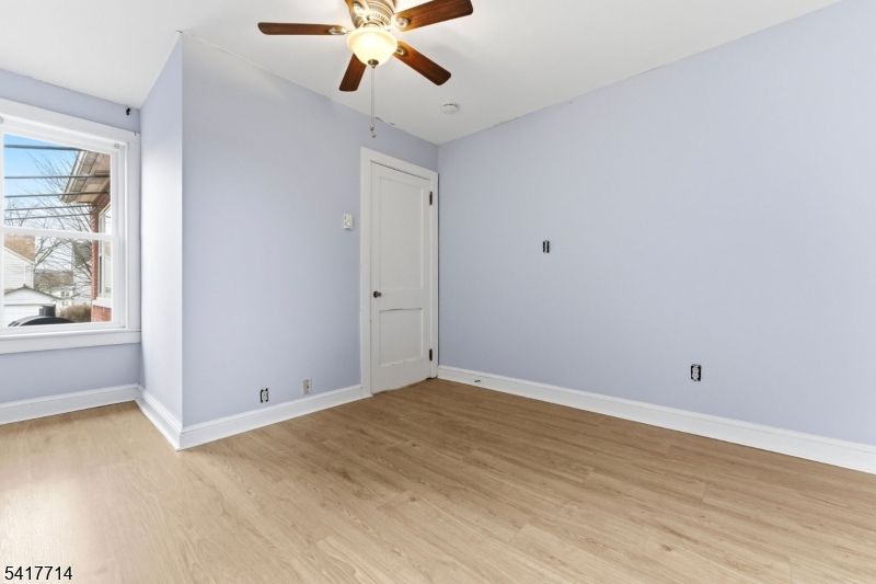 Memorial Pkwy Area - Residential Income