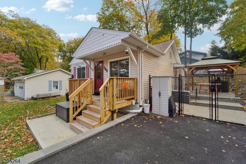 Erskine Lakes - Residential