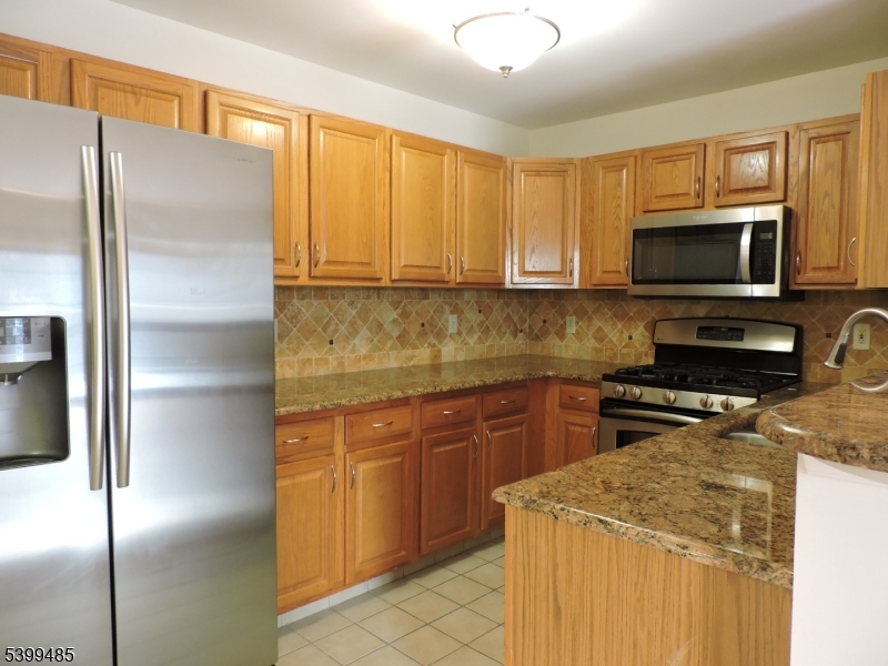 Morristown Court - Residential Lease