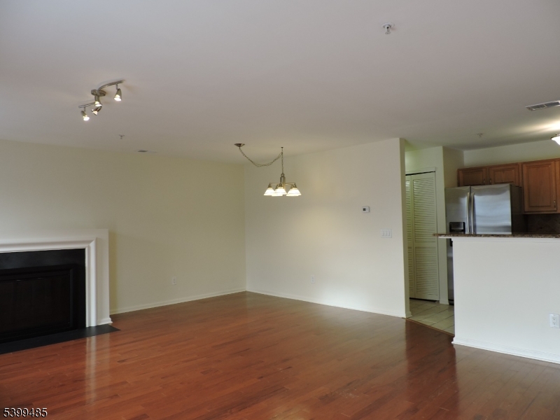 Morristown Court - Residential Lease