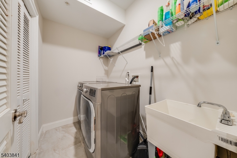 River Trace North Building - Residential