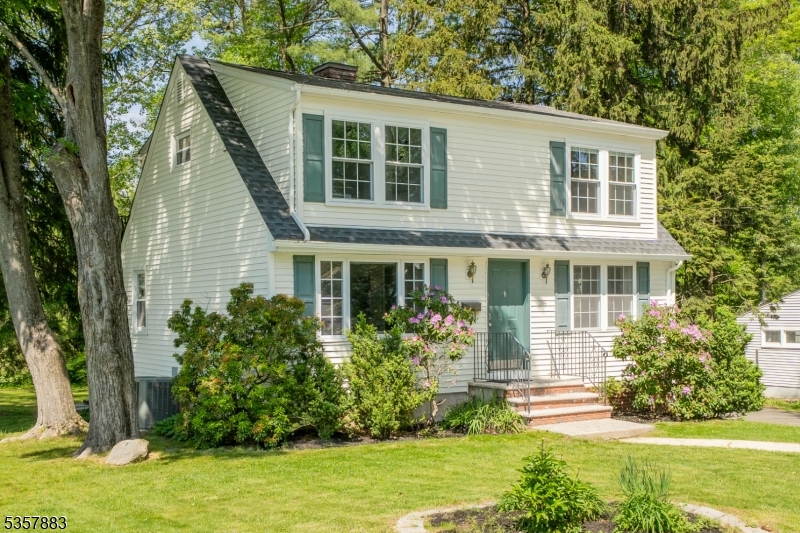 289 Livingston Ave