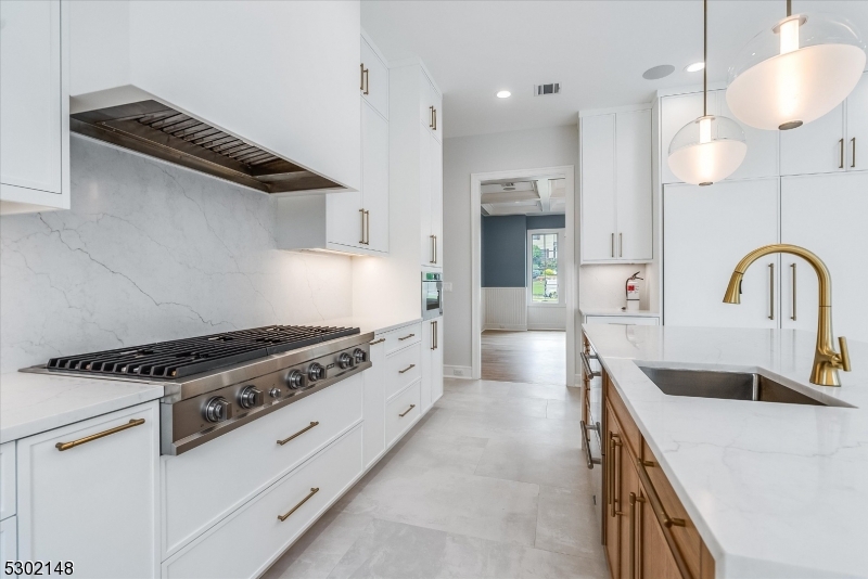 Riker Hill - Residential