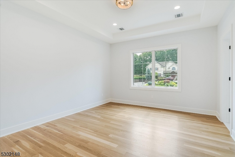 Riker Hill - Residential